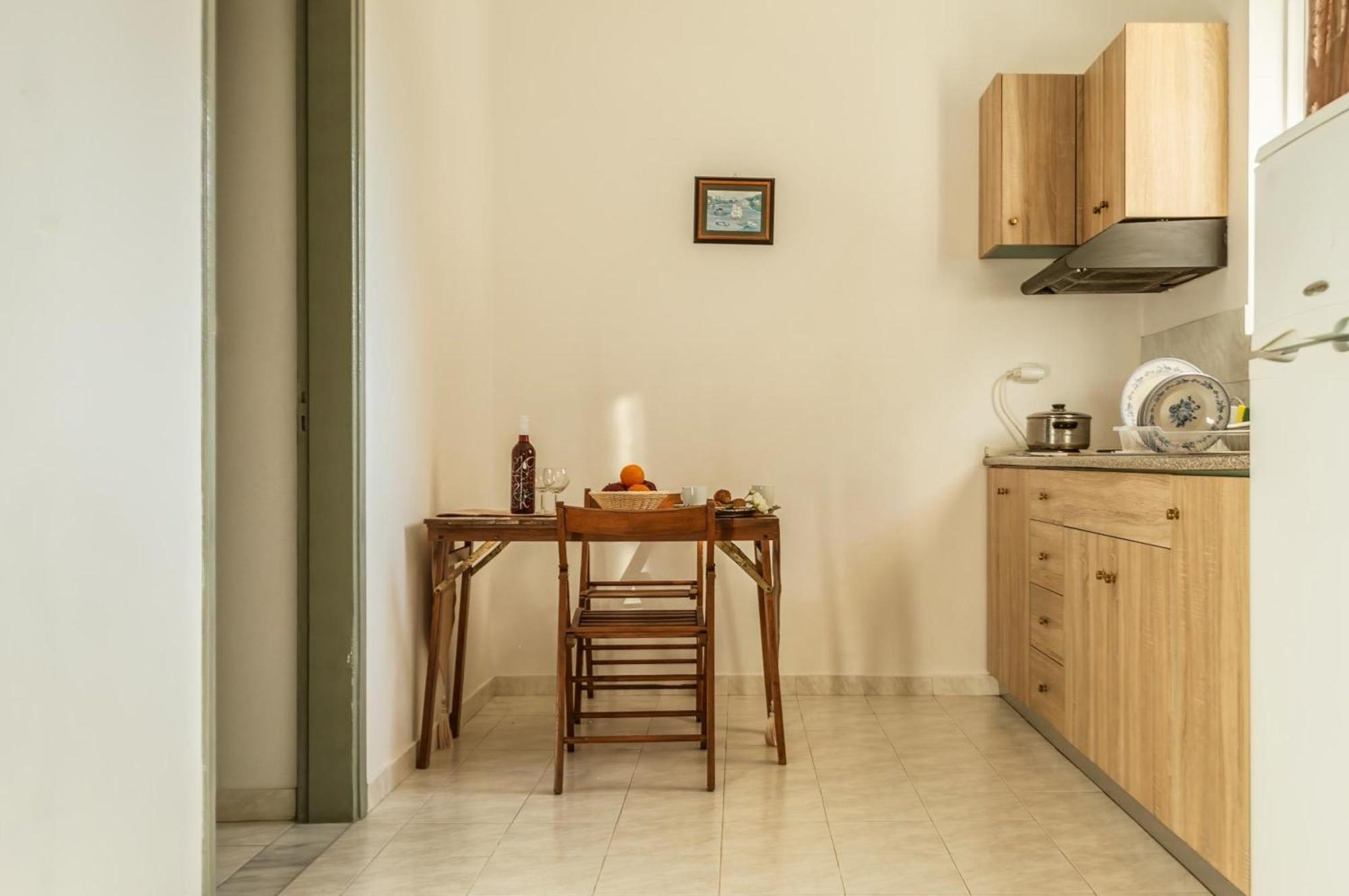 Lefteris Apartments In Ιαλυσός Ρόδος Εξωτερικό φωτογραφία