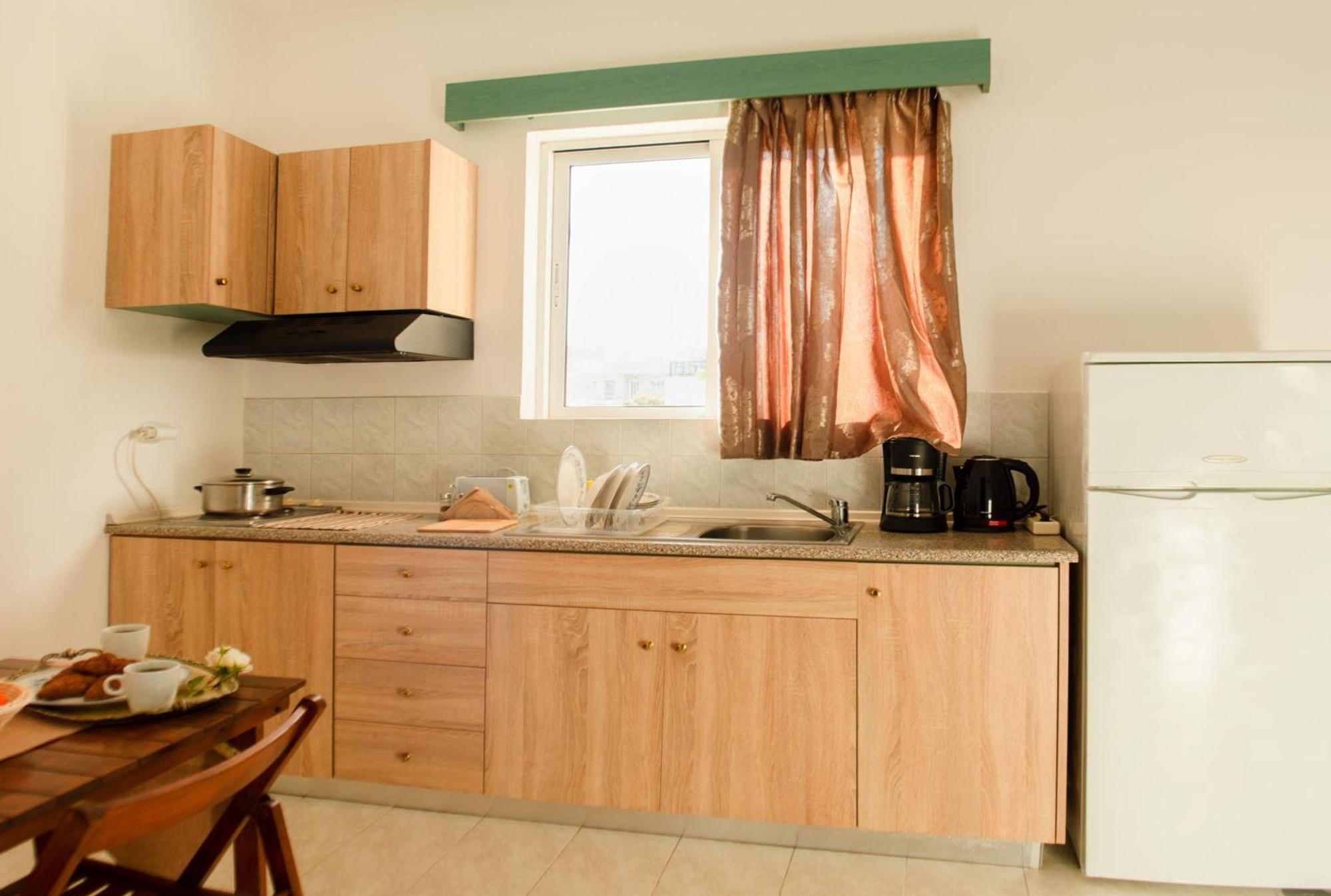 Lefteris Apartments In Ιαλυσός Ρόδος Εξωτερικό φωτογραφία