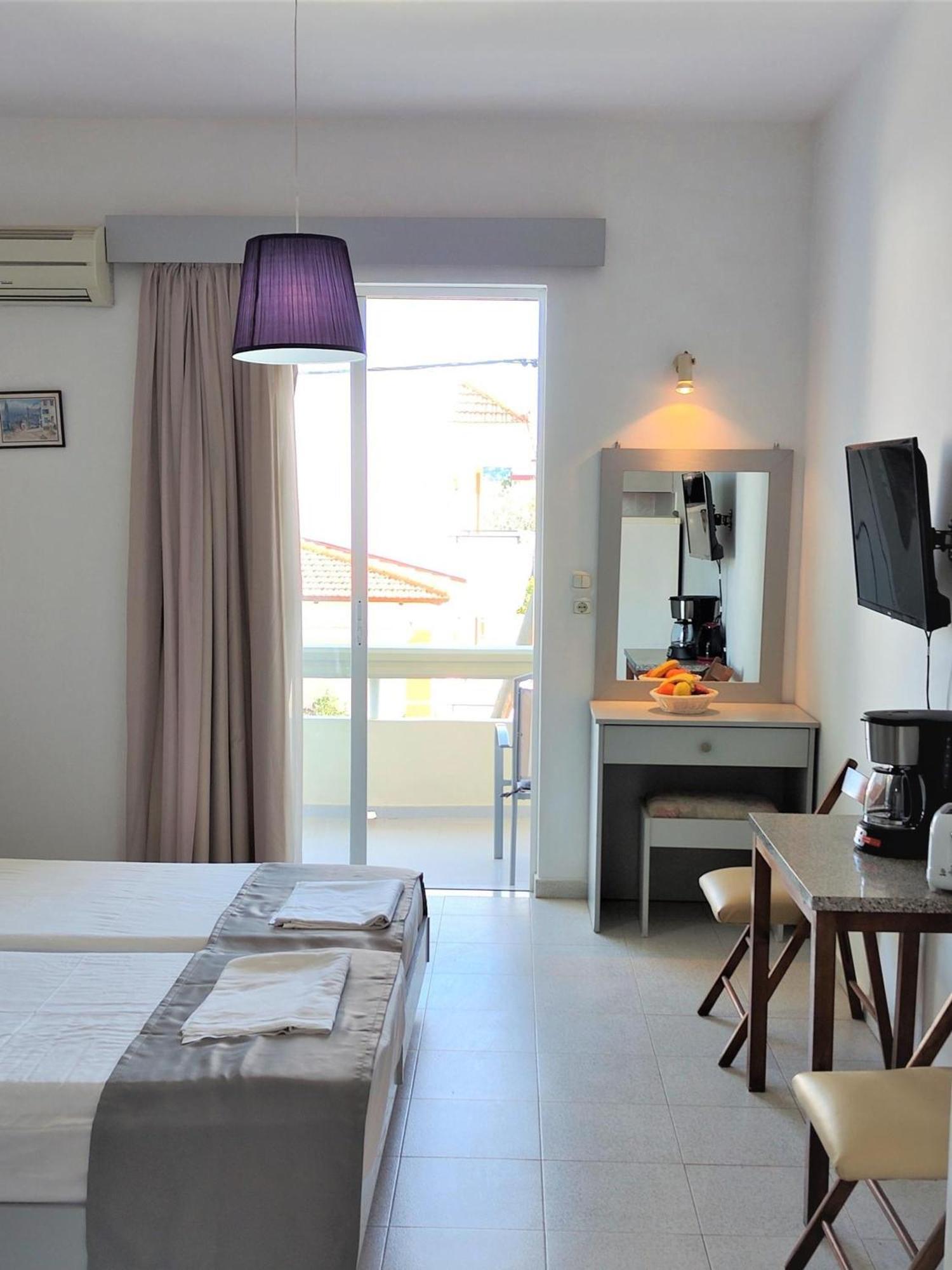 Lefteris Apartments In Ιαλυσός Ρόδος Εξωτερικό φωτογραφία